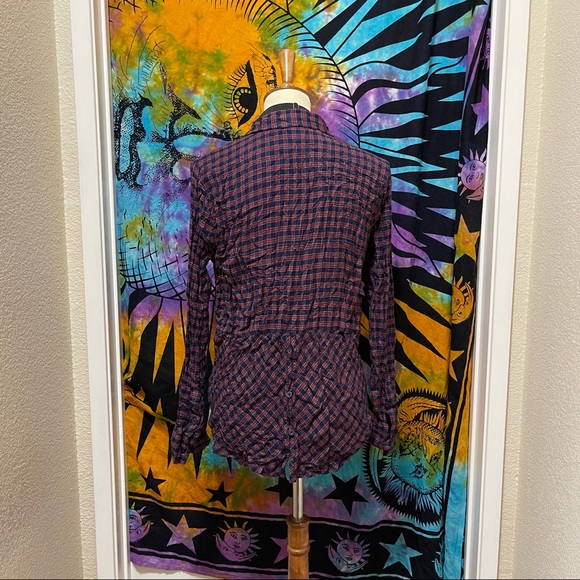 🌈 Lovely plaid button detail top - Picture 5 of 11